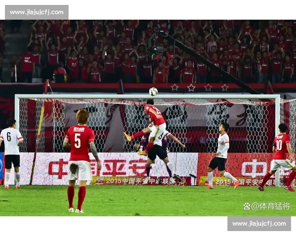 红牌制度对足球比赛公平性的影响及其在赛场上的应用分析